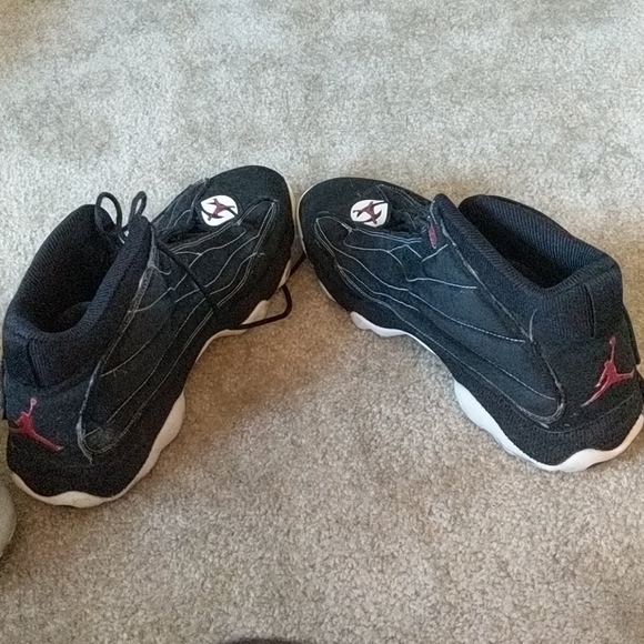 Used Jordans size 13 - Picture 3 of 3